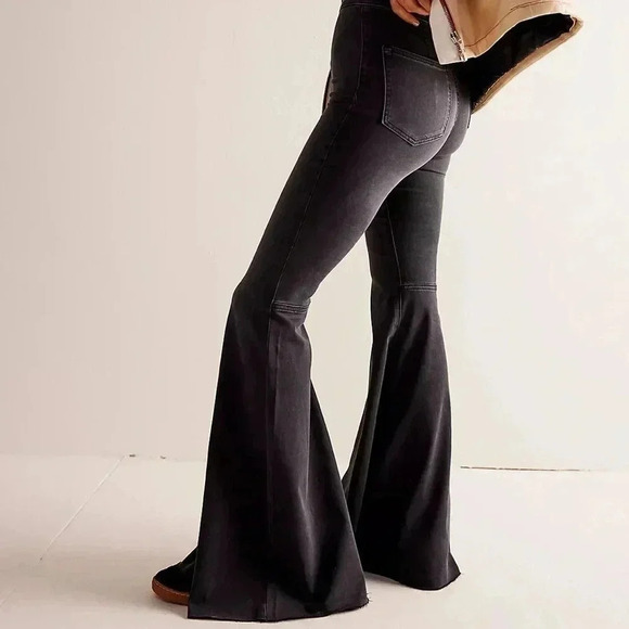 WE The Free Just Float On Flare Jeans - Picture 2 of 9